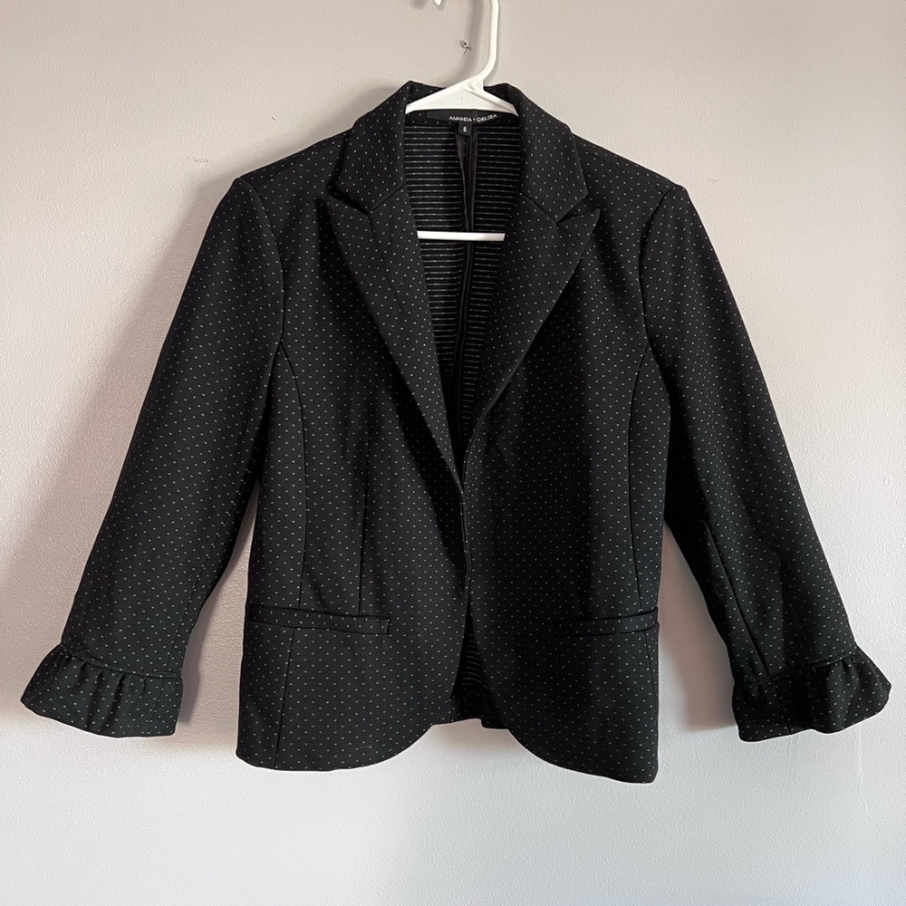 Amanda + Chelsea Pint Dot Blazer